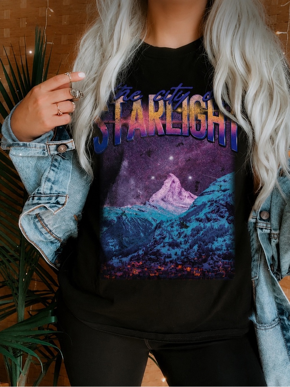 ACOTAR Graphic Tee
